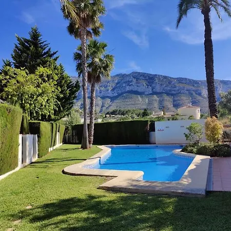 מלון Pareado Con Jardin Privado En Urbanizacion 4*
